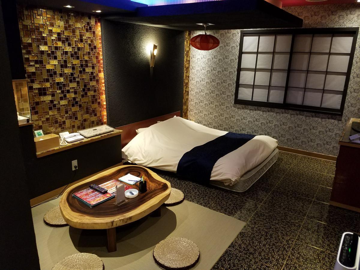 Eight Prince Hotel -Adult Only- Tokorozawa Exterior foto